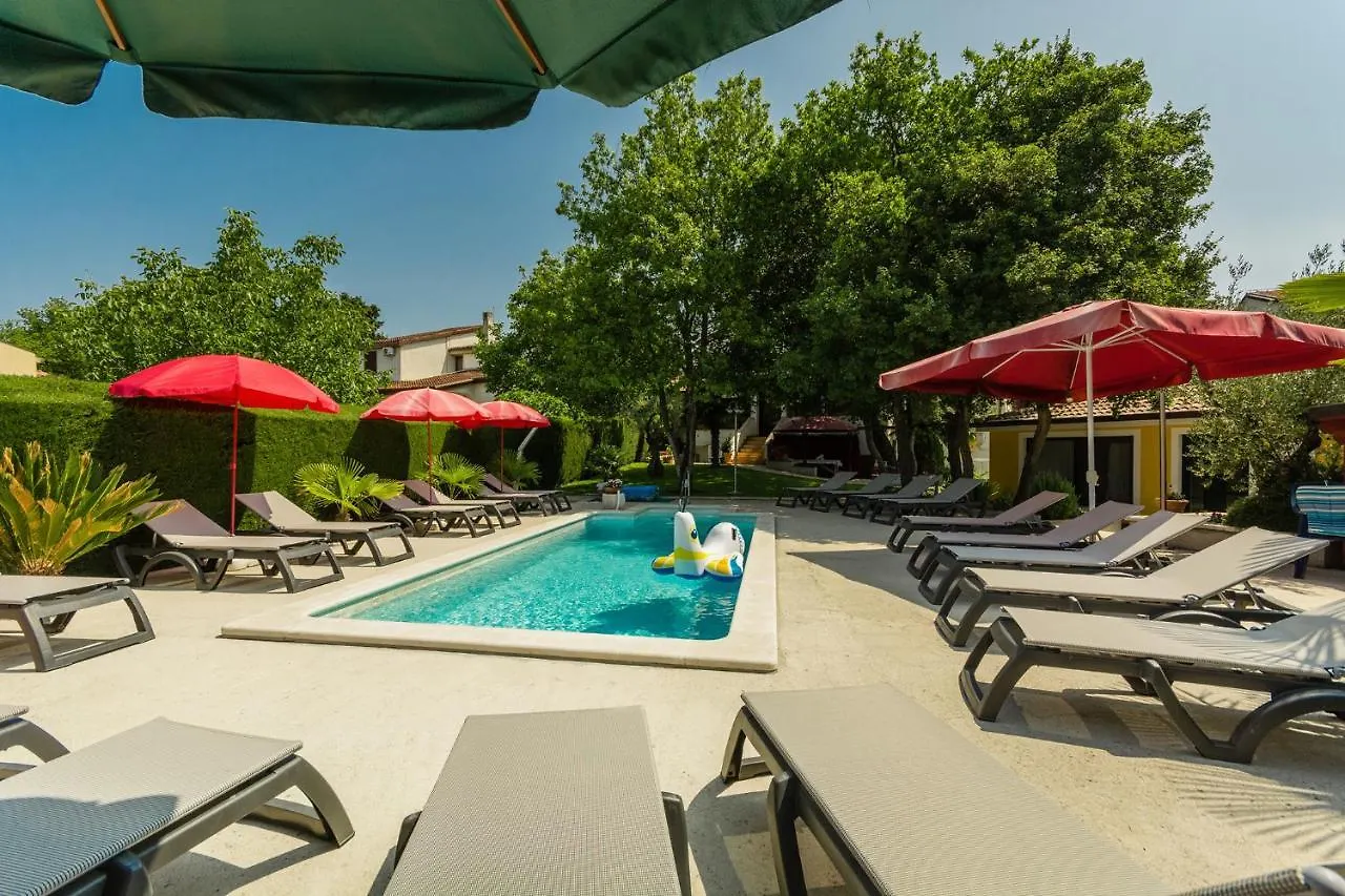 House And Apt In Porec - Istrien 42536